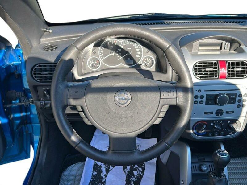 Opel Tigra TwinTop Tigra TwinTop 1.4 16V Sport