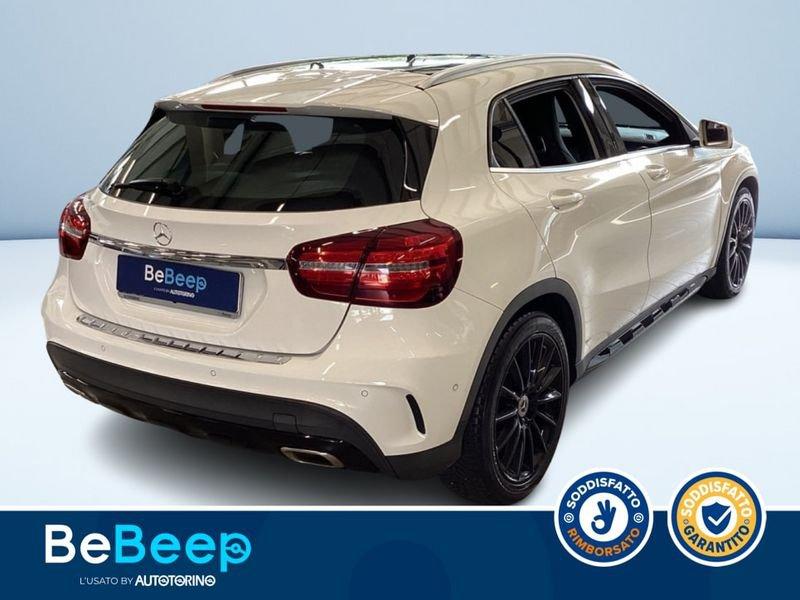 Mercedes-Benz GLA 180 PREMIUM AUTO