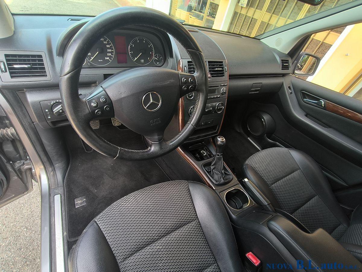 MERCEDES - Classe A - 160 BlueEFFICIENCY Style