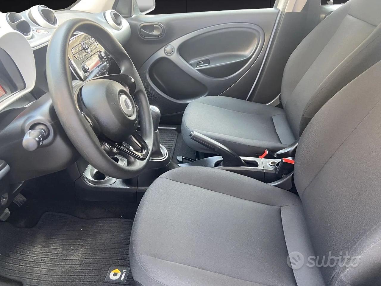 Smart Forfour YOUNGSTER 1.0 70CV TUA A 114