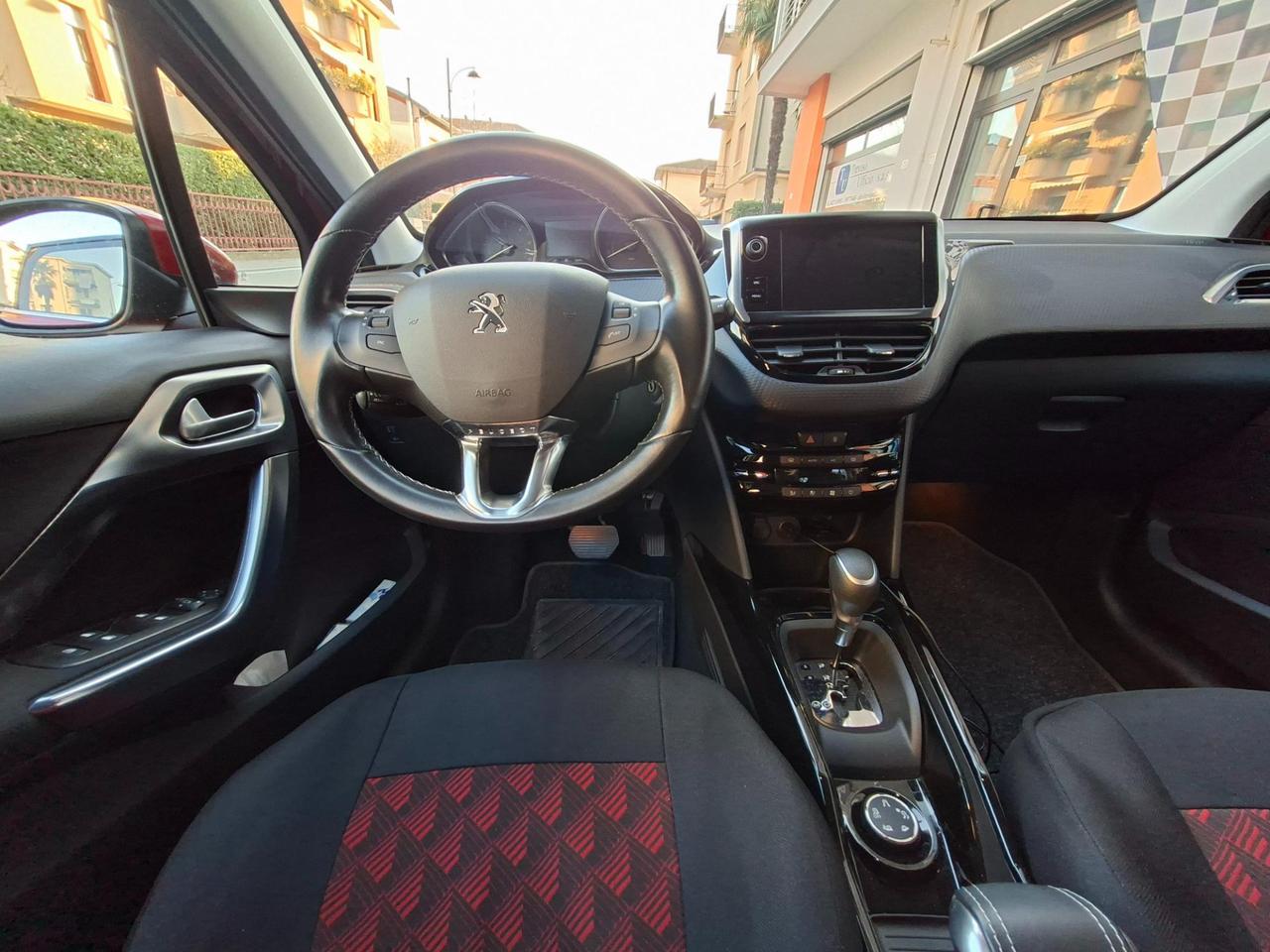 Peugeot 2008 2008 1.5 bluehdi Allure s&s 120cv eat6