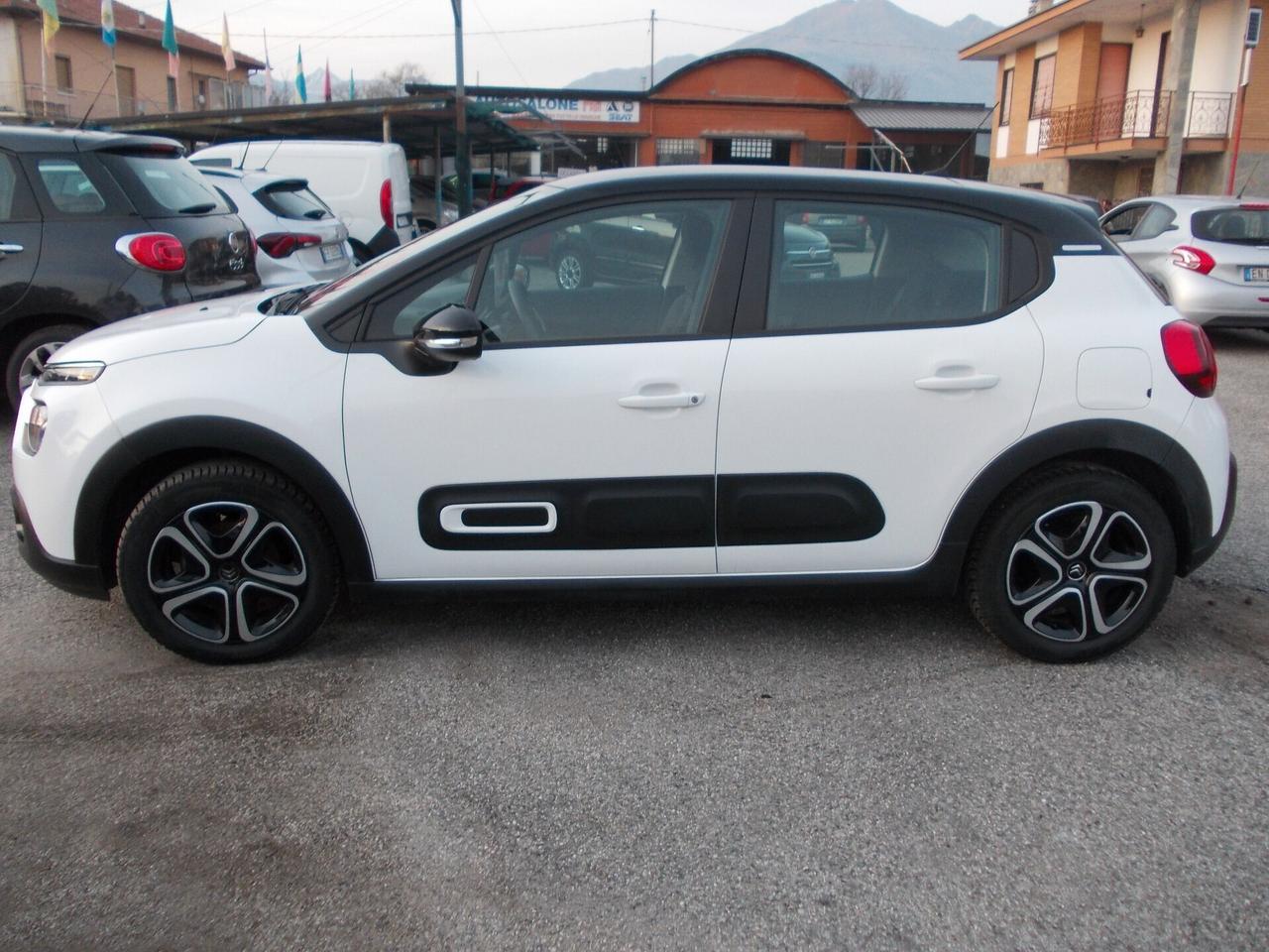 Citroen C3 PureTech 12- SOLI KM 10647 VETTURA PARI AL NUOVO