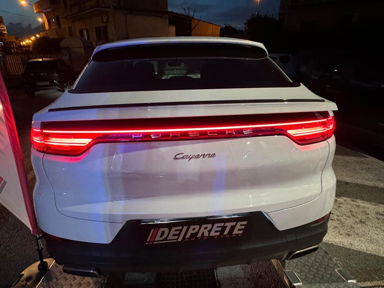 Porsche Cayenne Coupé 3.0 V6 CARPLAY/KEYLESS/CHRONO/PANO