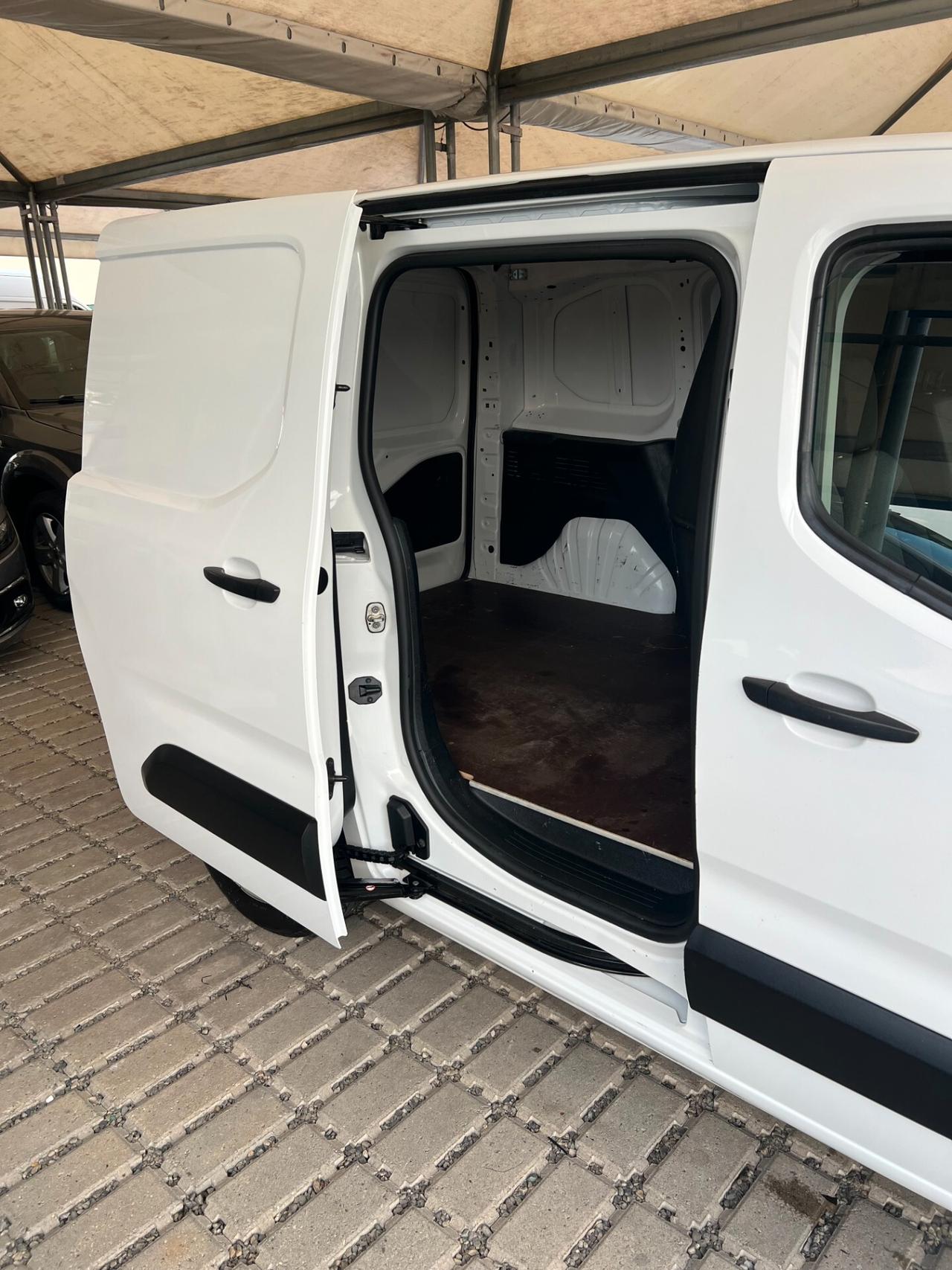 Peugeot Partner BlueHDi 100 PC Furgone Premium 3 POSTI