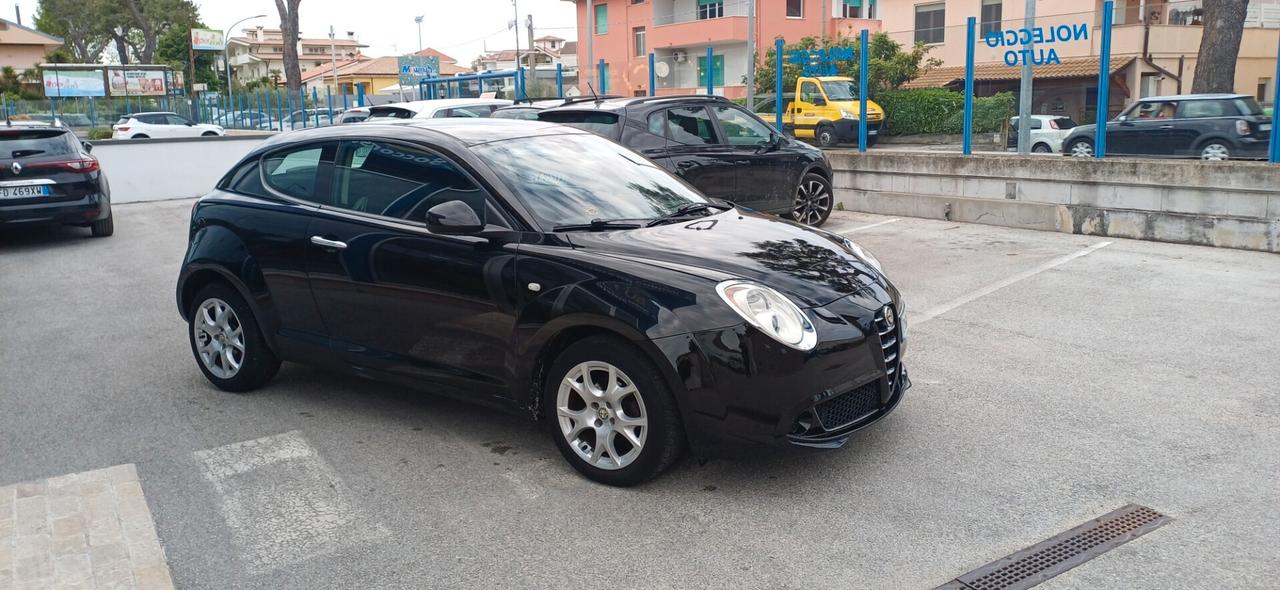 Alfa Romeo MiTo 1.4 105 CV M.air S&S Distinctive Sport Pack