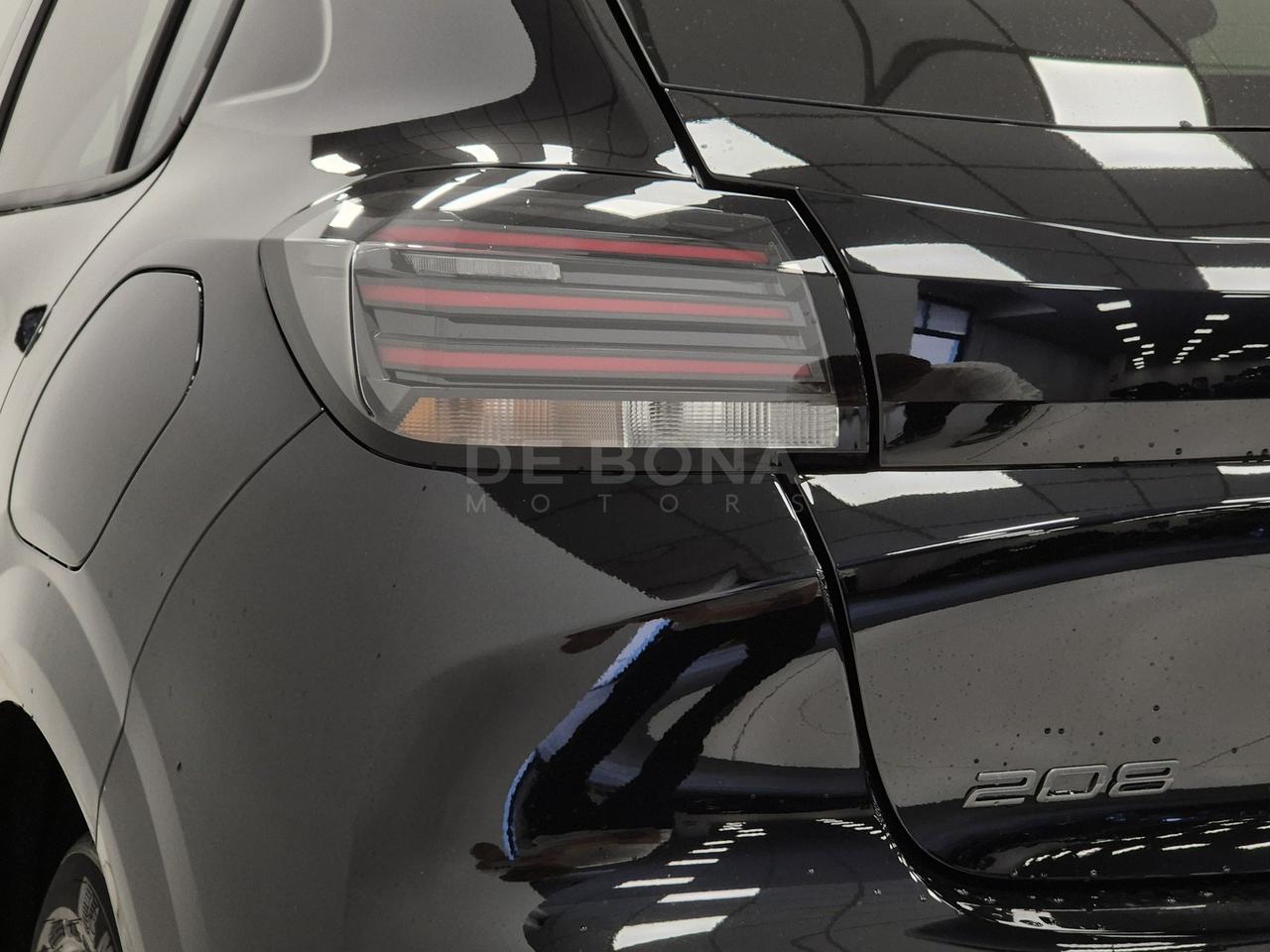 Peugeot 208 1.2 hybrid allure 110cv e-dcs 6