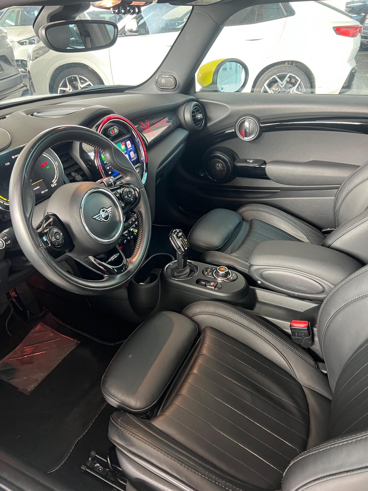 Mini Cooper SE offerta T-Stock prezzo imperdibile