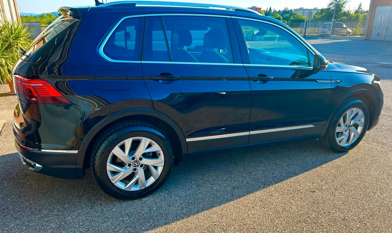 Volkswagen Tiguan 2.0 TDI 150 CV SCR DSG 4MOTION Elegance