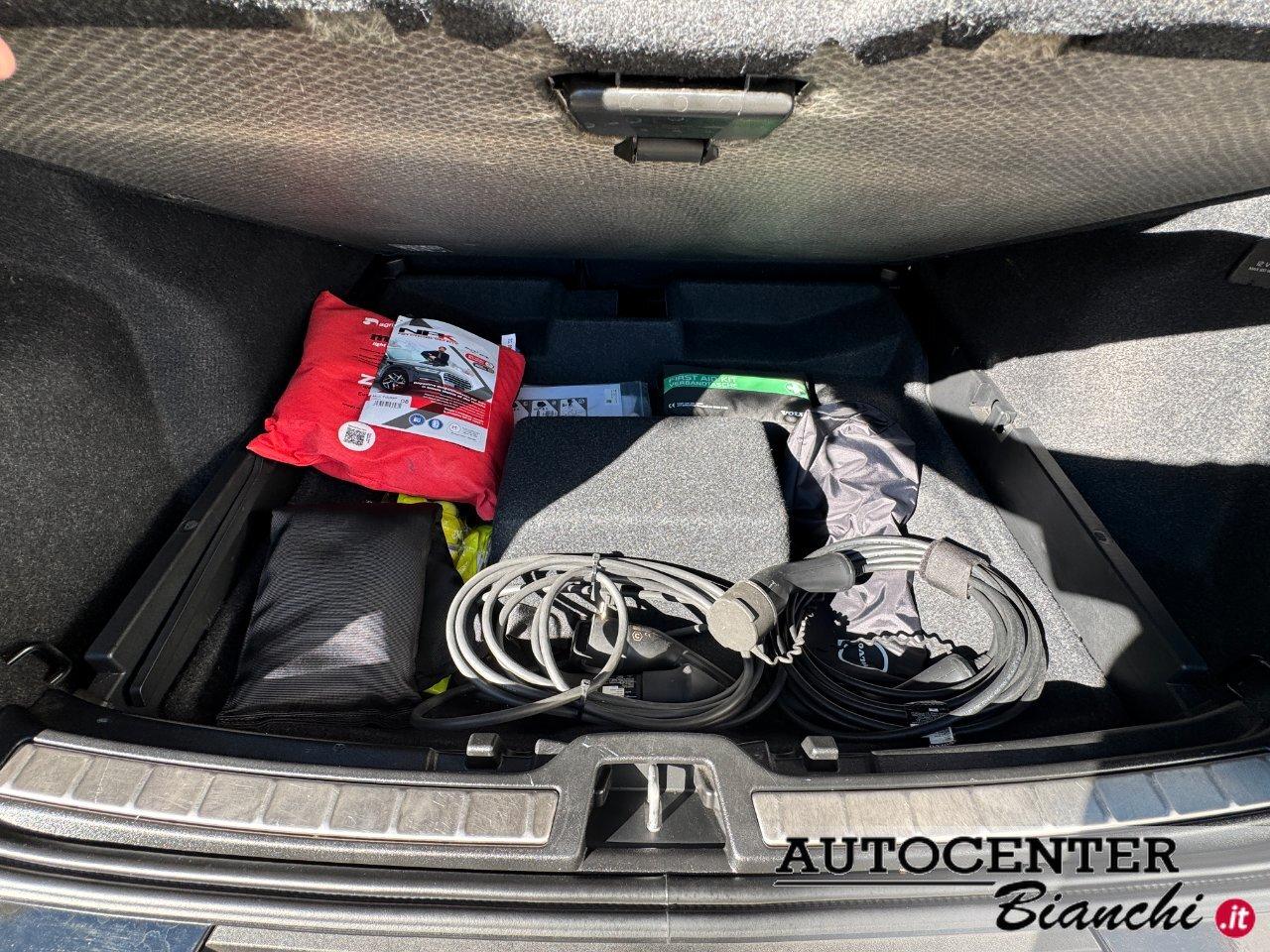 Volvo XC40 1.5 t4 recharge phev Plus Bright auto