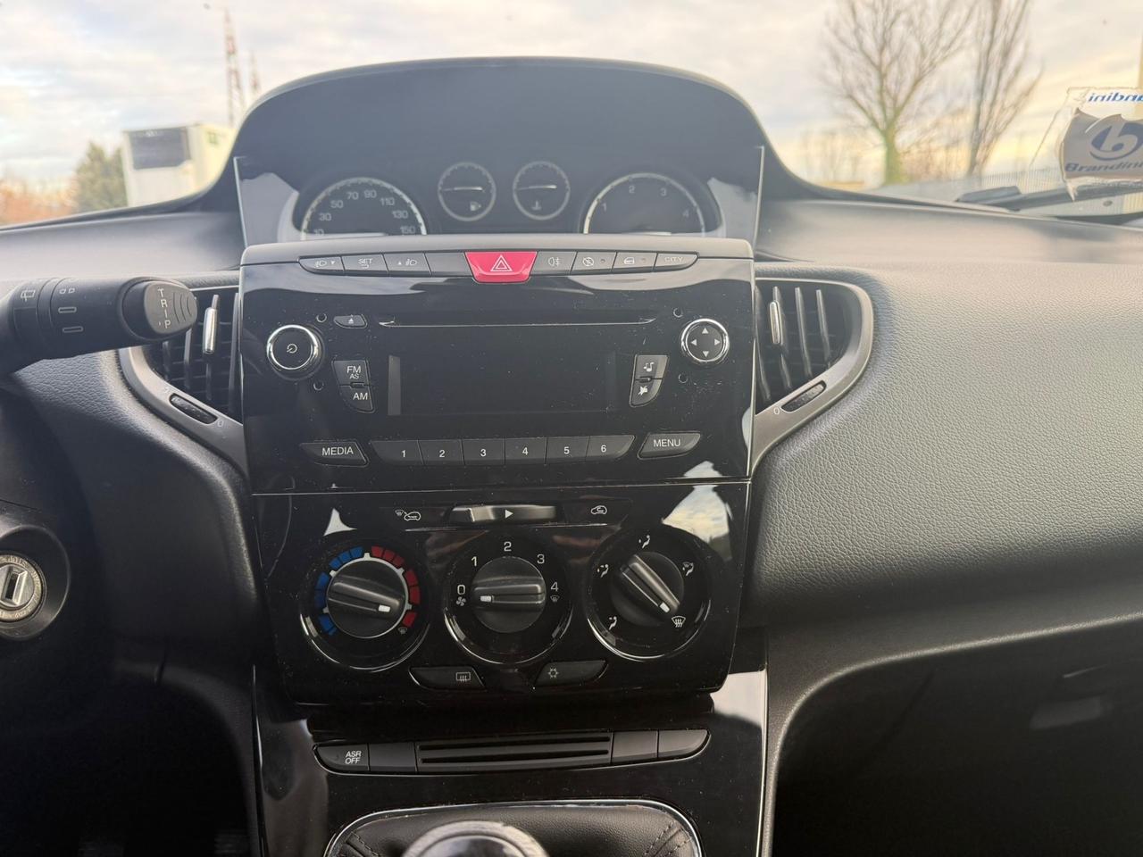 Lancia Y 1.3 MJT Platinum 117000 km GARANZIA 12 m