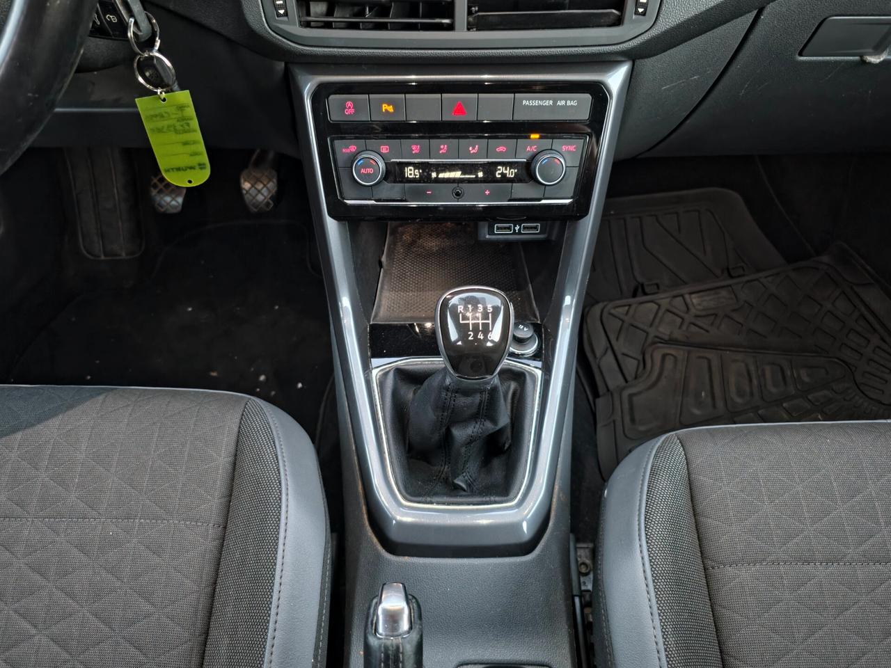 Volkswagen T-Cross 1.0 TSI 115 CV First Edition E6 Manuale NEO 2019