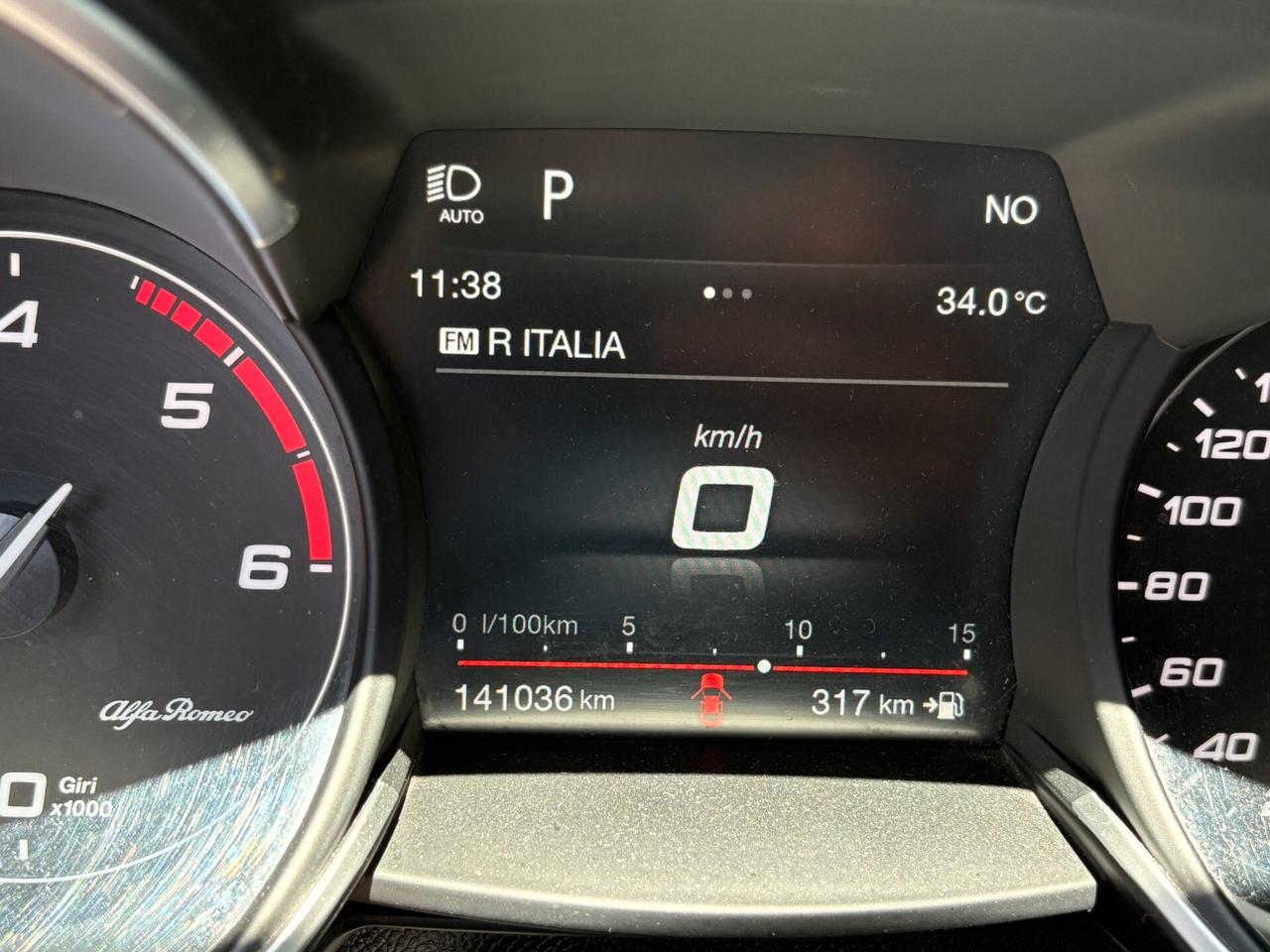 Alfa Romeo Stelvio 2.2 Turbodiesel 180 CV AT8 RWD Business