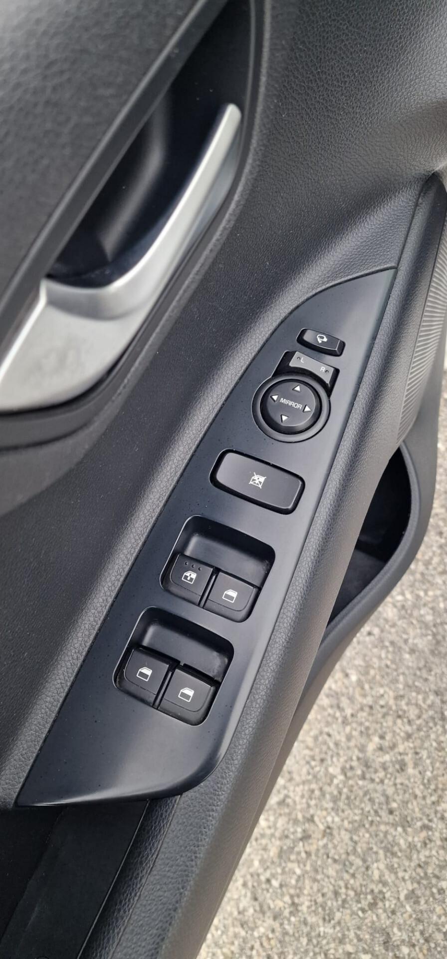 Kia Rio 1.4 CRDi 90CV 5 porte Cool 2017