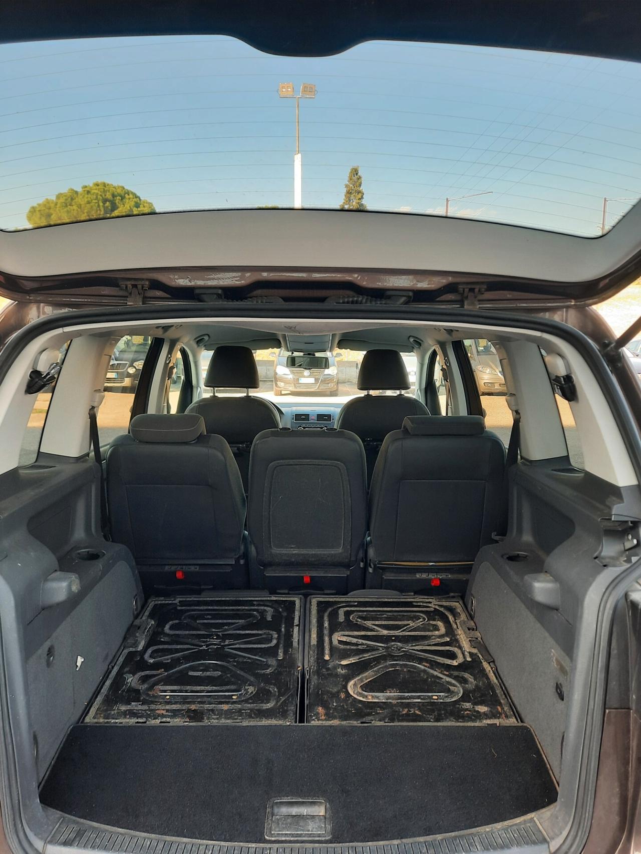 Volkswagen Touran 1.6 TDI Comfortline 7 POSTI