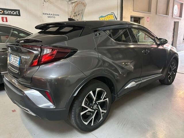 Toyota C-HR 2.0 Hybrid E-CVT Premiere