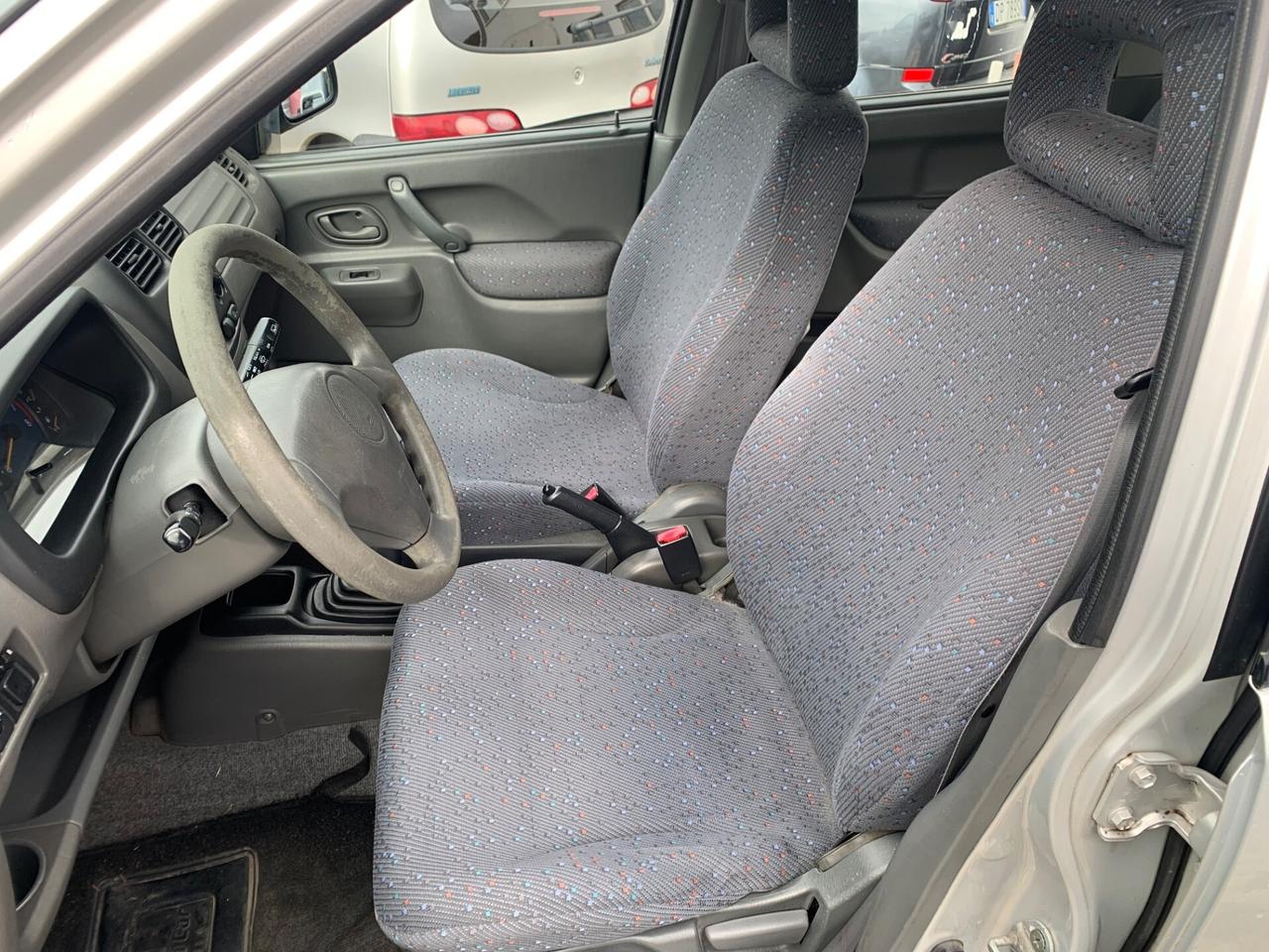 Suzuki Ignis 1.3i 16V cat 4WD GL unipro