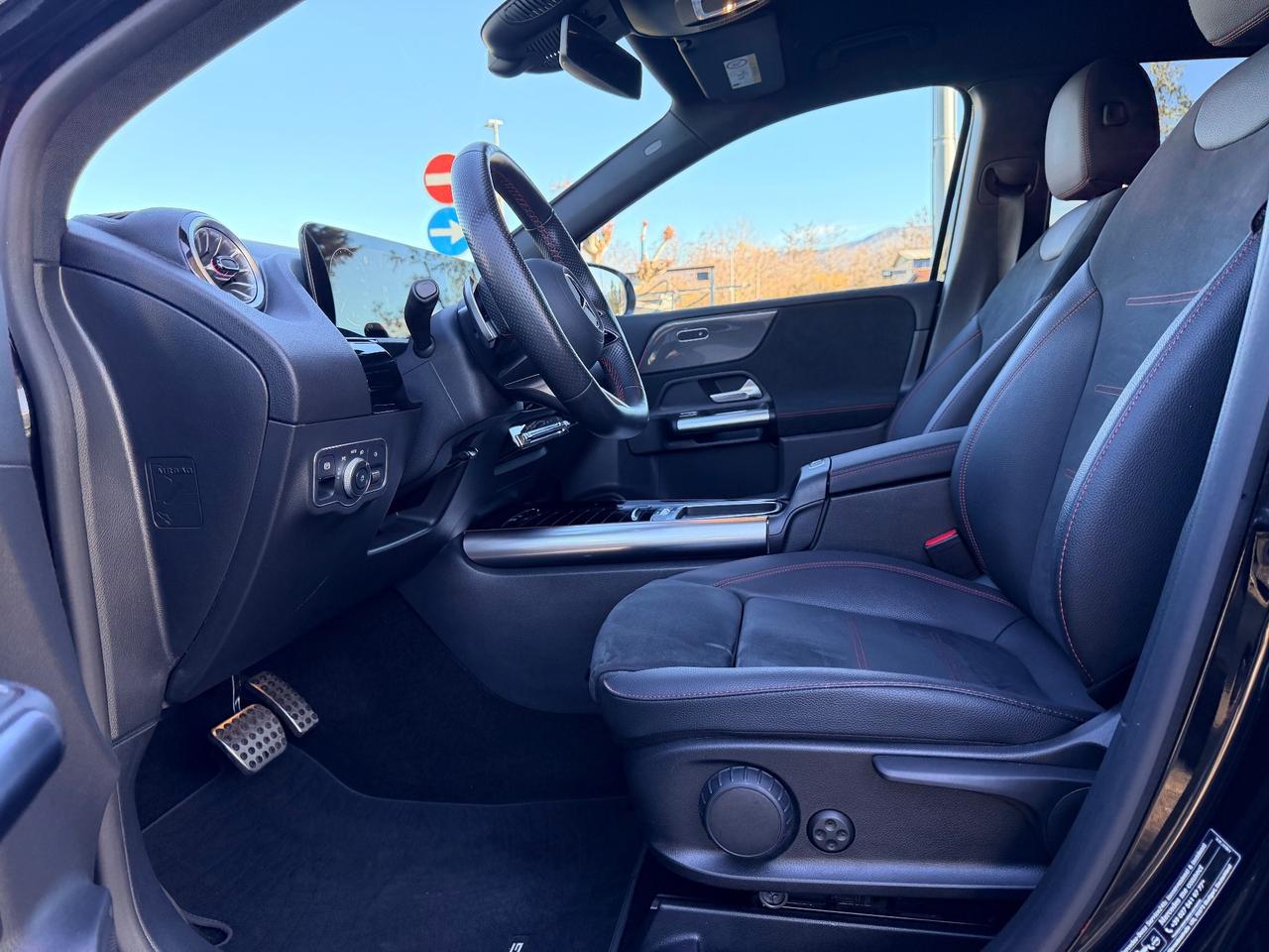 Mercedes-benz B 180 d Automatic AMG Line Premium Plus