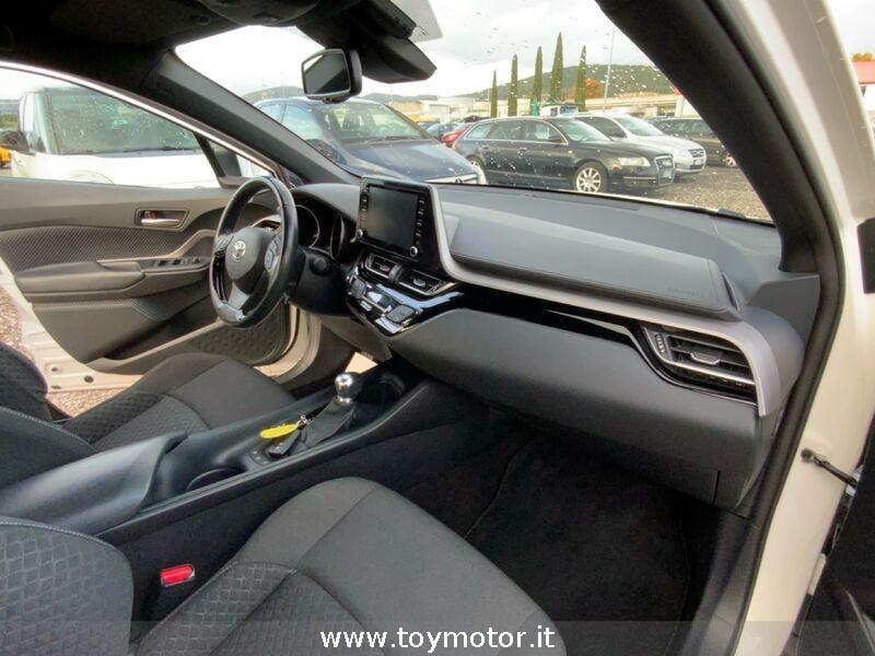 Toyota C-HR (2016-2023) 1.8 Hybrid E-CVT Active