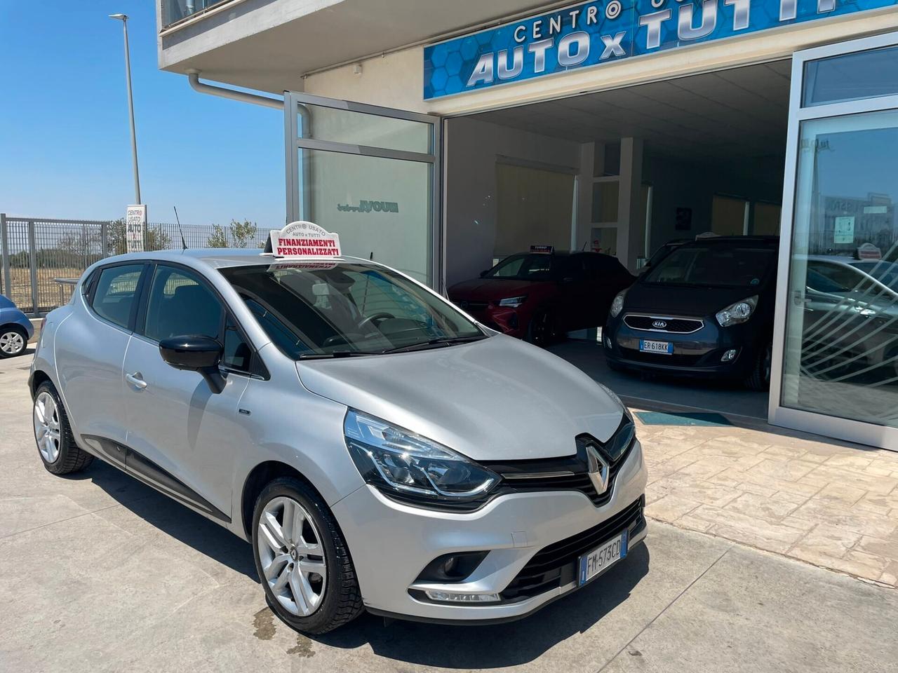 Renault Clio TCe 12V 90CV Start&Stop 5 porte Energy Duel2