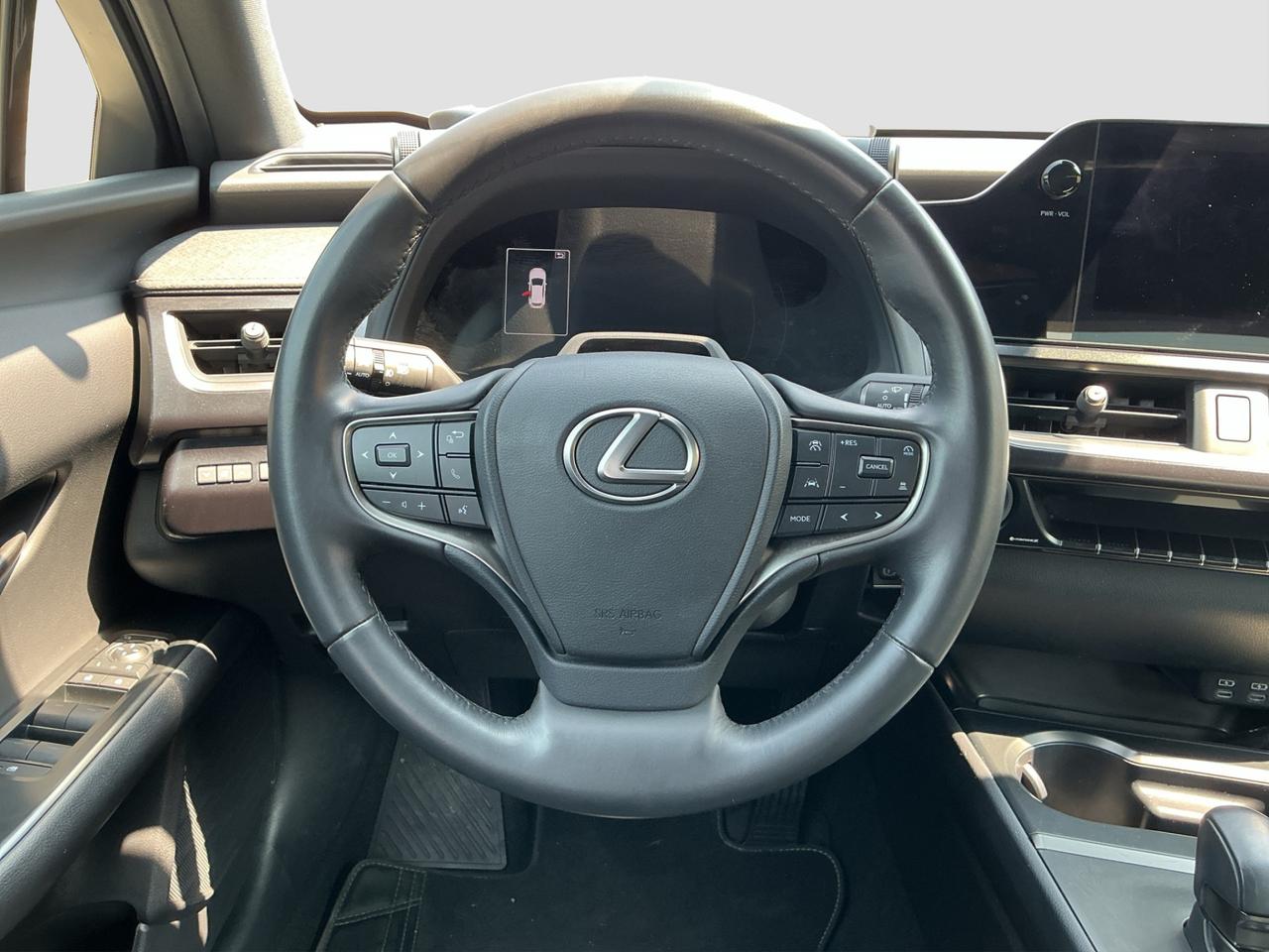 LEXUS UX Hybrid Urban