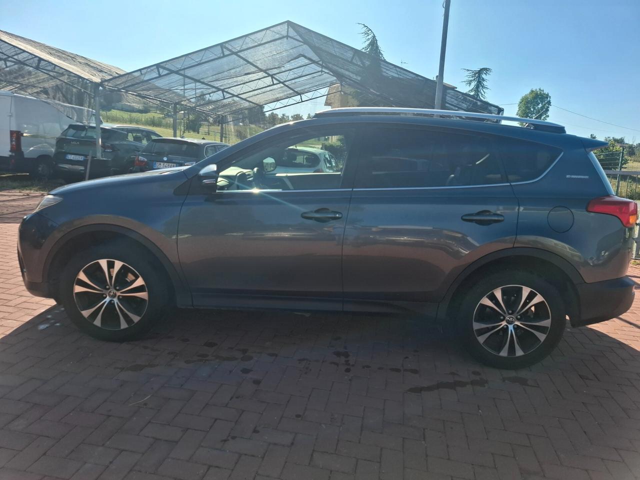Toyota RAV 4 RAV4 2.0 D-4D 2WD Active