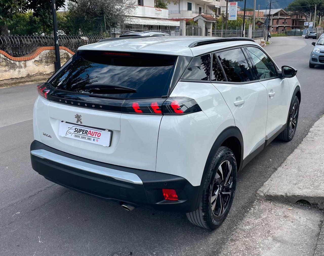 PEUGEOT 2008 BlueHDi 130 S&S EAT8 ALLURE