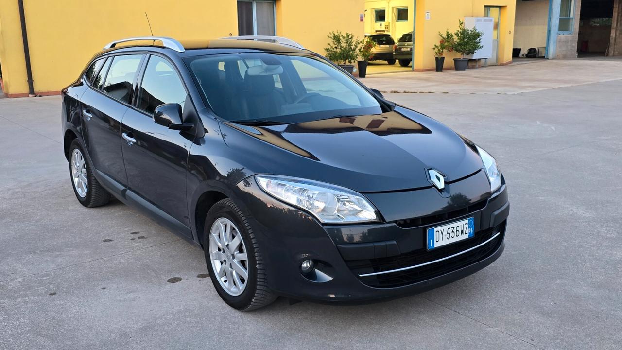Stupenda Renaul Megane PARI AL NUOVO