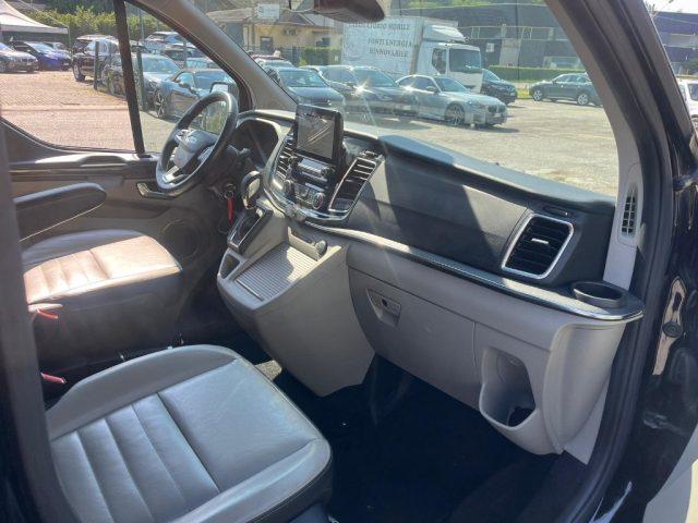 FORD Tourneo Custom 310 2.0 TDCi 170CV aut. PL Titanium