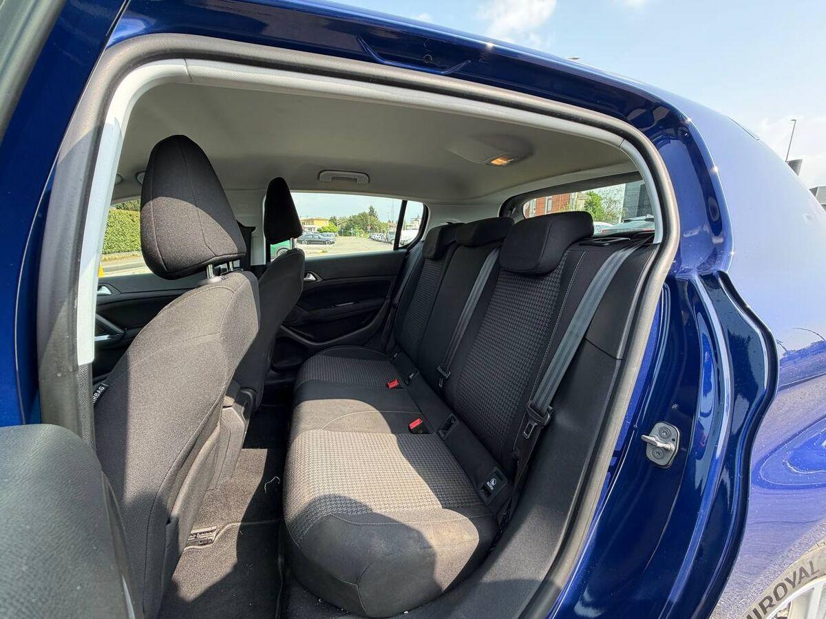 Peugeot 308 1.6 bluehdi Active s&s 100cv