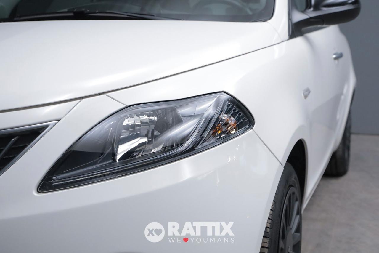Lancia Ypsilon 1.0 Firefly Hybrid 70CV Silver 5p.ti