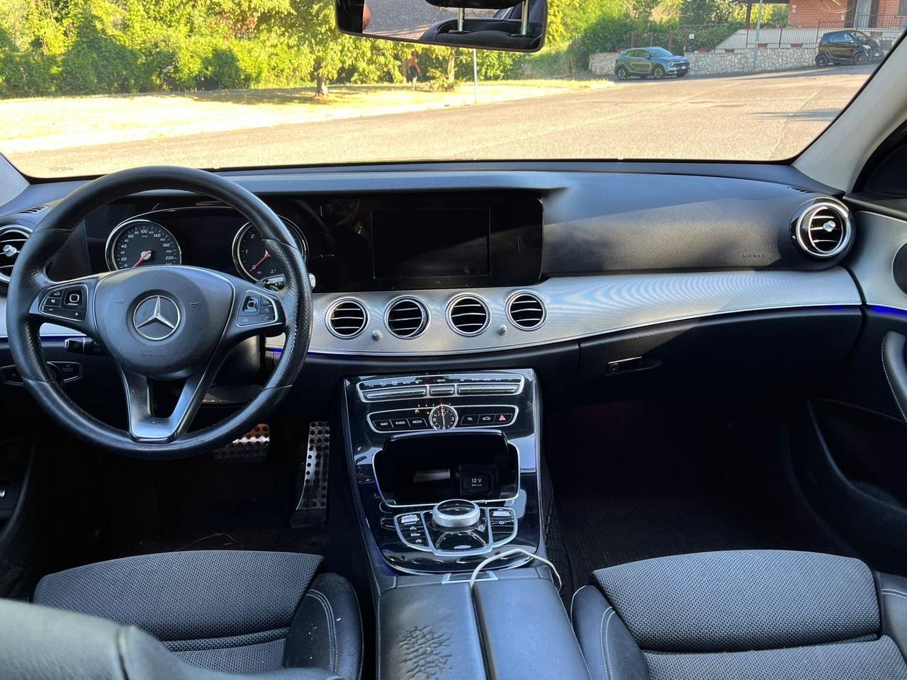 Mercedes-benz E 200 d Auto Sport