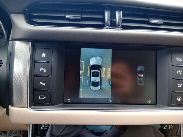 Jaguar XF XF 2.0d Portfolio awd 180cv auto