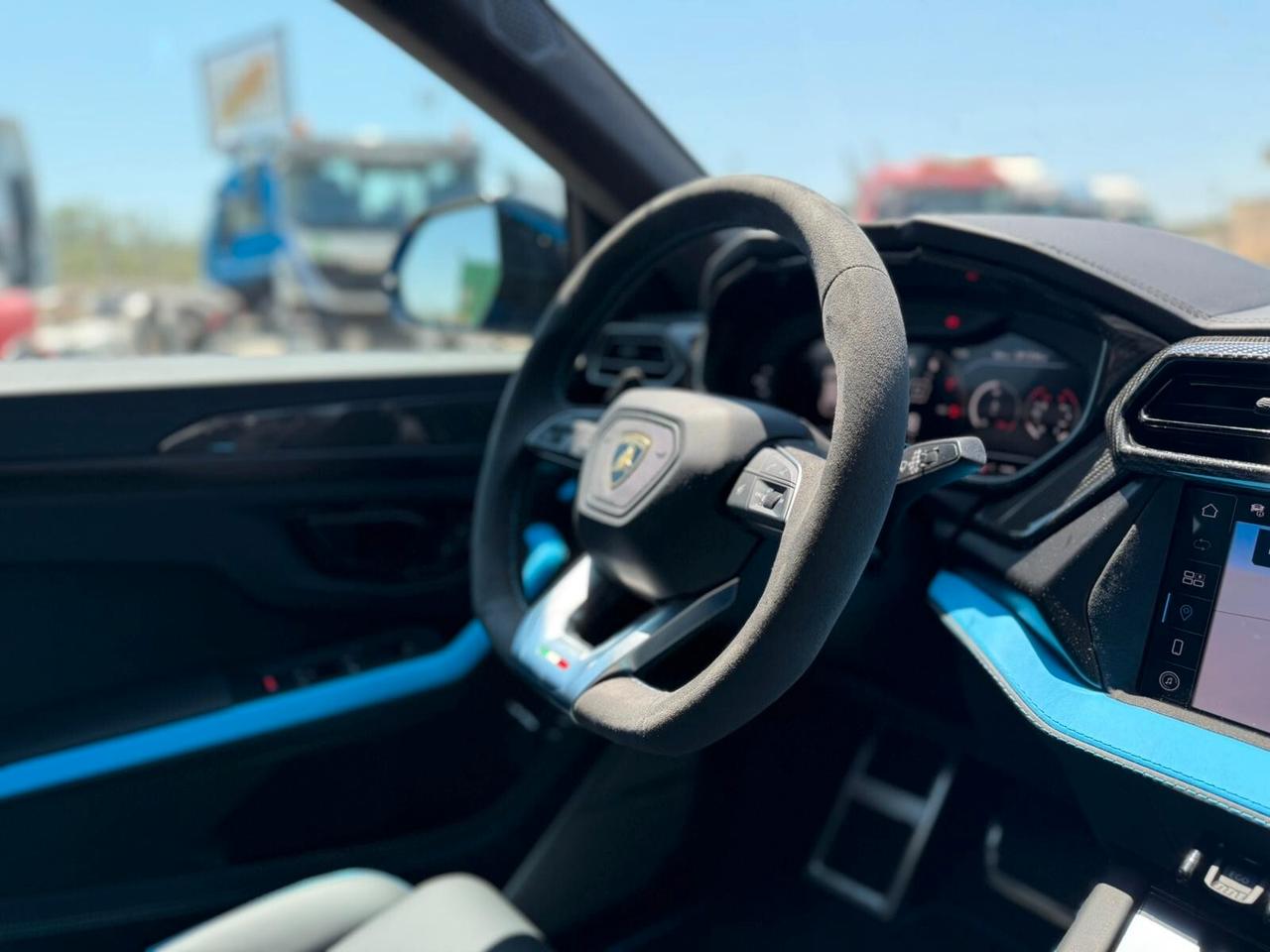 LamborghiniUrus Urus 4.0 V8 phev SE 800 CV