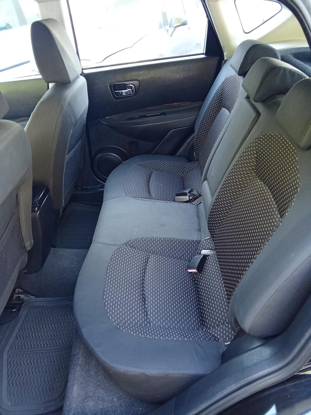Nissan Qashqai 1.5 dCi DPF 011