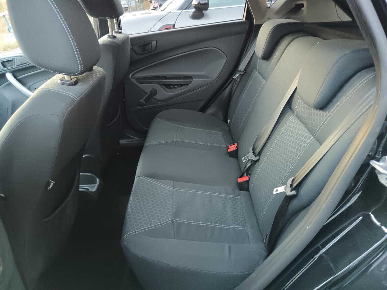 Ford Fiesta 1.4 TDCI 68CV TITANIUM NUOVISSIMA