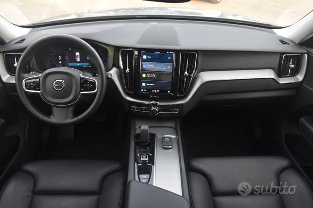 Volvo XC60 B4 Diesel 197cv Aut. Plus Dark