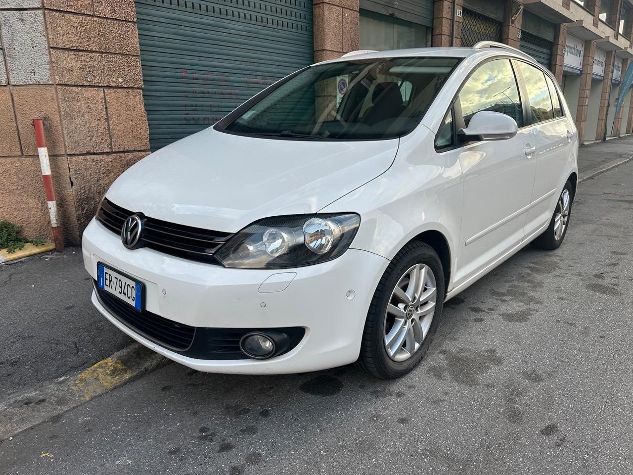 Volkswagen Golf Plus 1.6 TDI DPF Highline Euro 5B