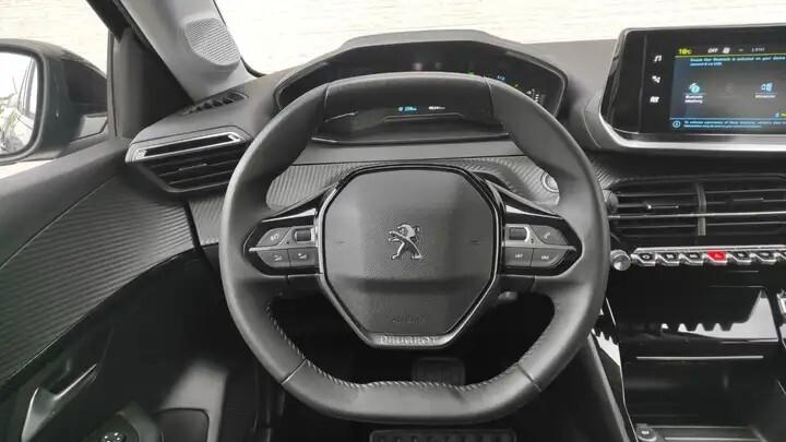 PEUGEOT 208e ALLURE 100kW