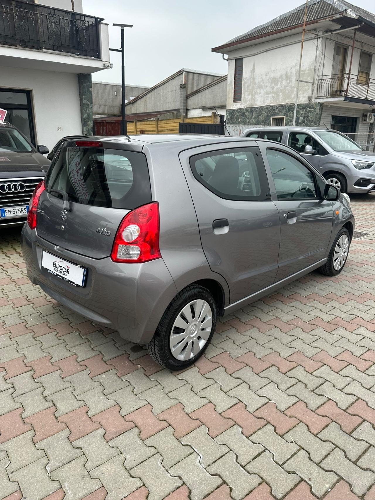 Suzuki Alto 1.0 VVT GPL
