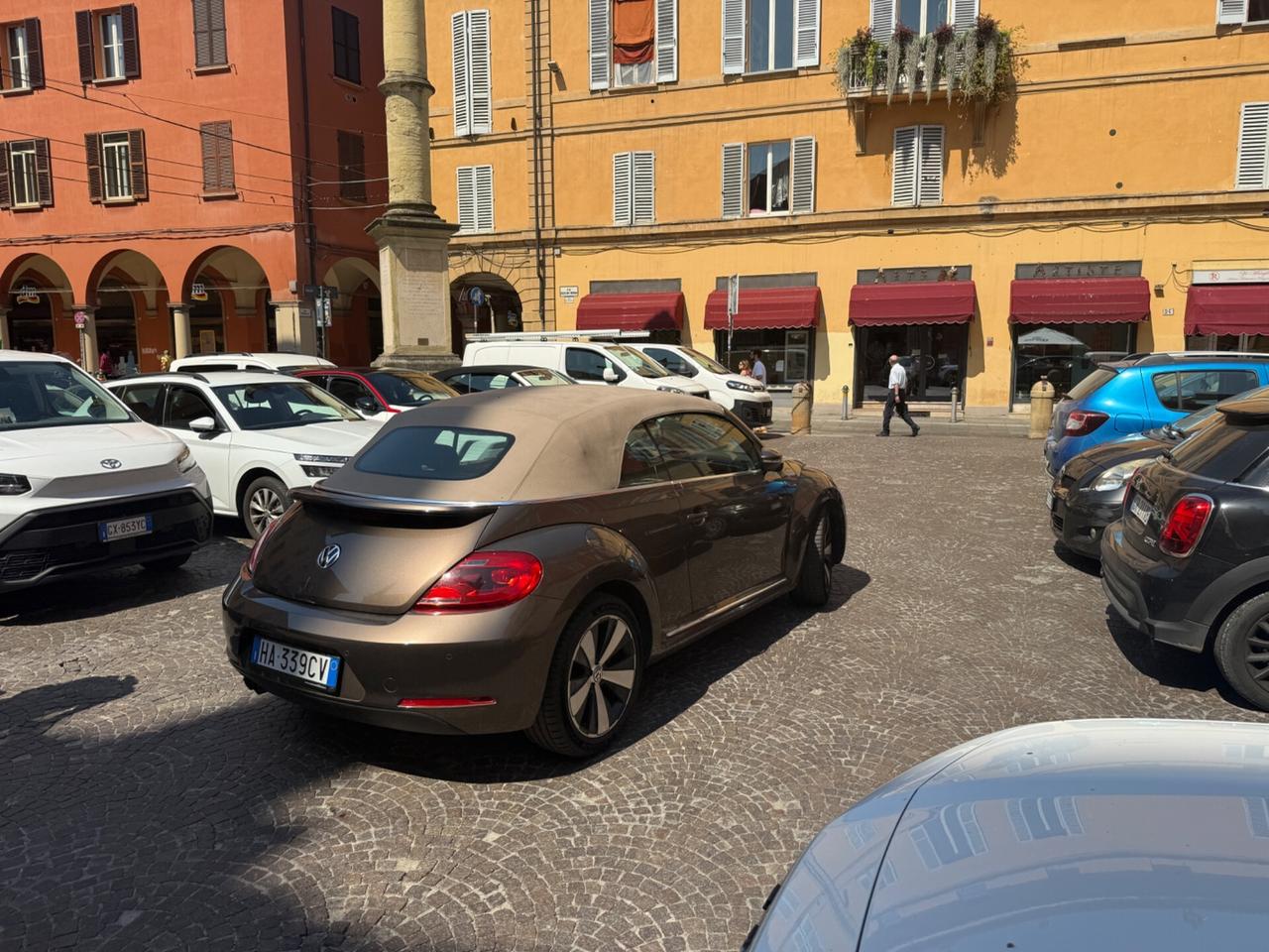 Volkswagen Maggiolino Cabrio 1.4 TSI - LA PIU BELLA ITALIA