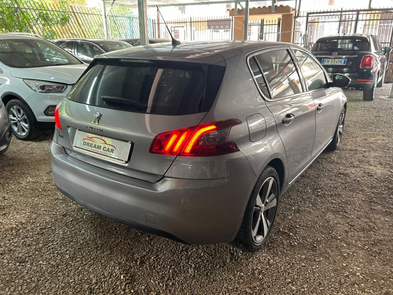 Peugeot 308 BlueHDi 130 S&S Allure