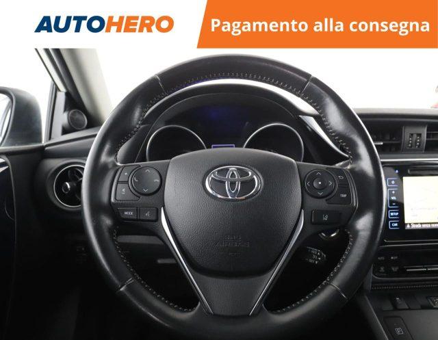 TOYOTA Auris 1.8 Hybrid Black Edition