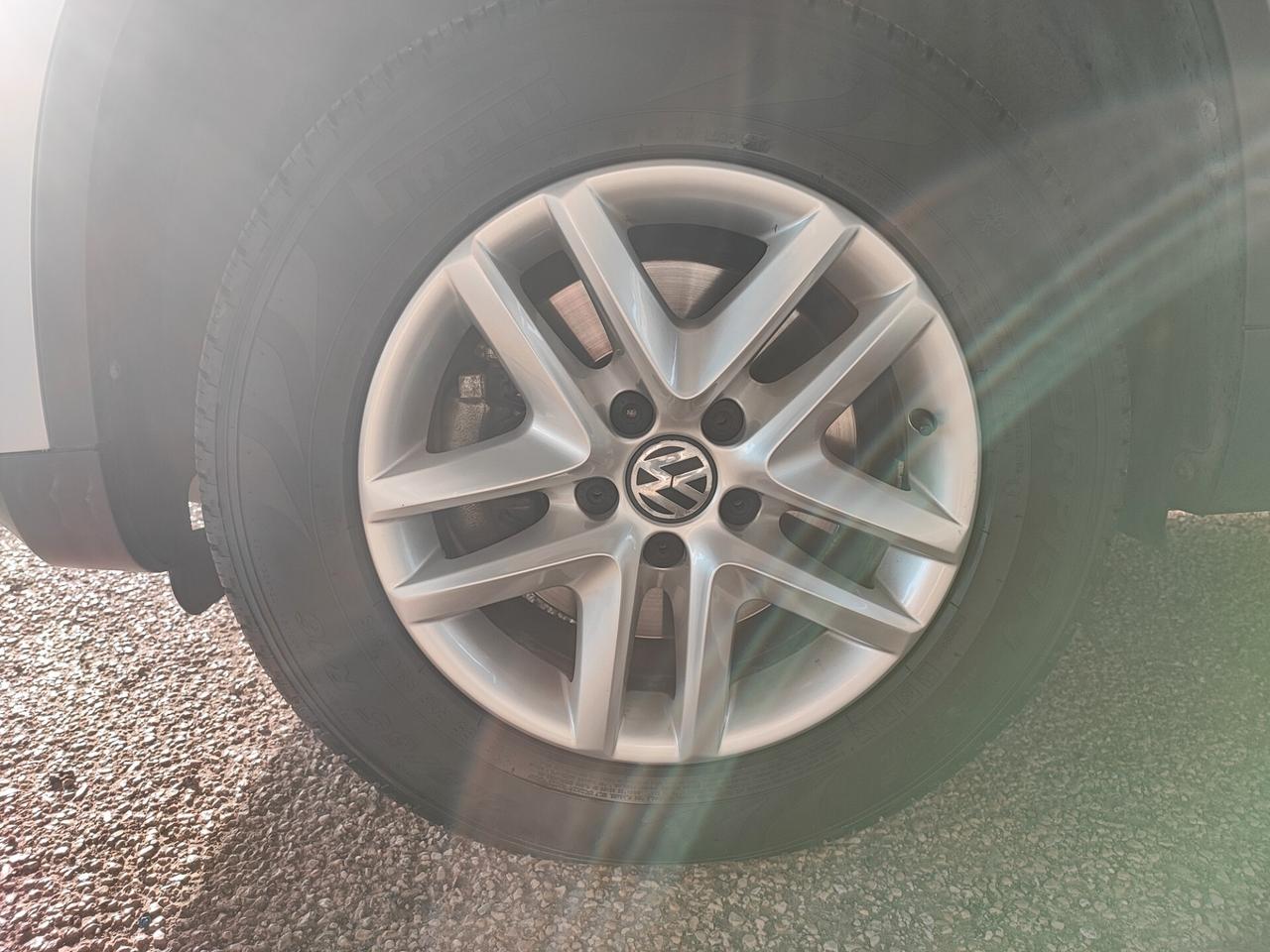 Volkswagen Tiguan 2.0 16V TDI DPF Sport & Style (18°)