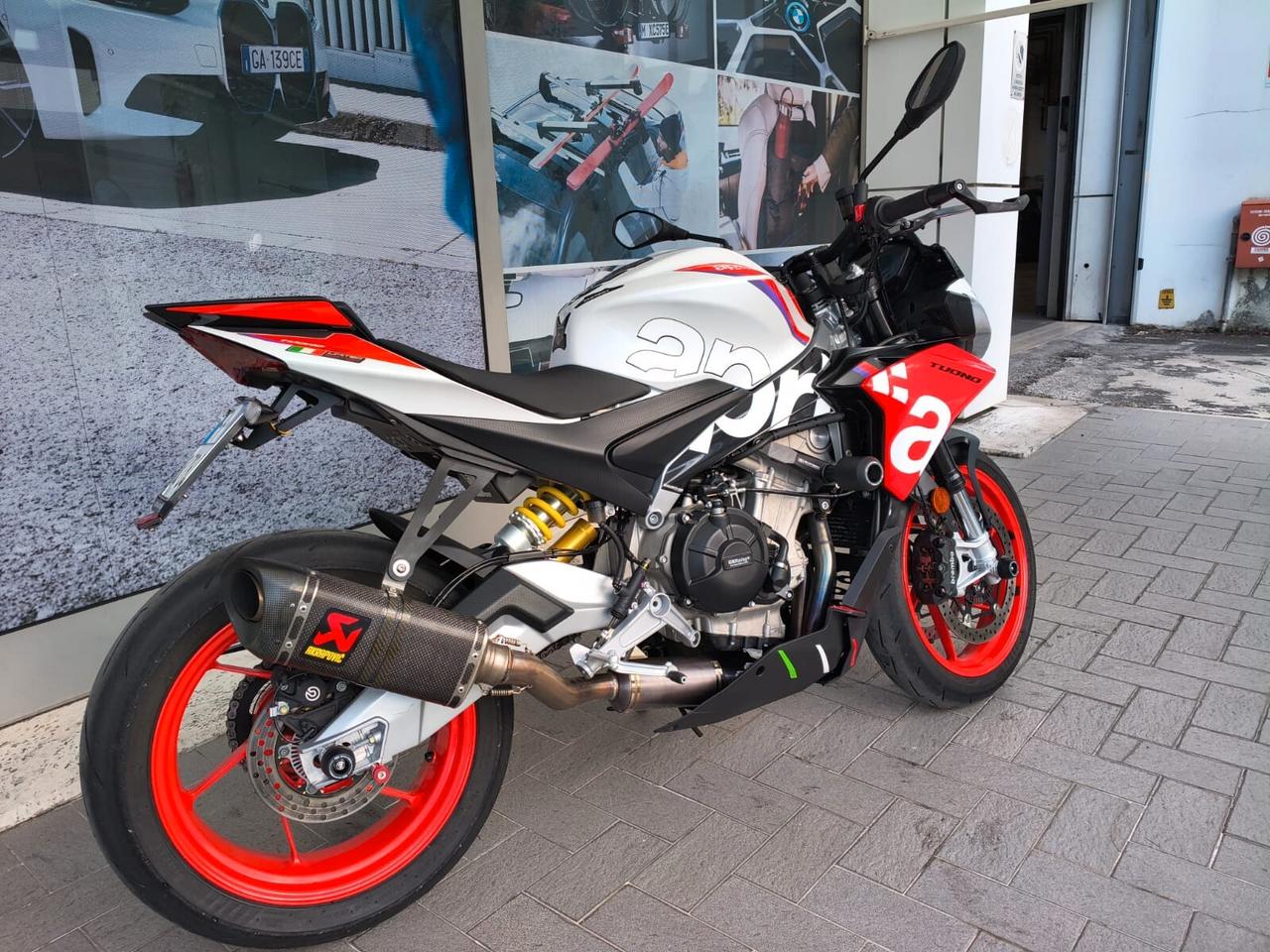 Aprilia Tuono 660 Factory