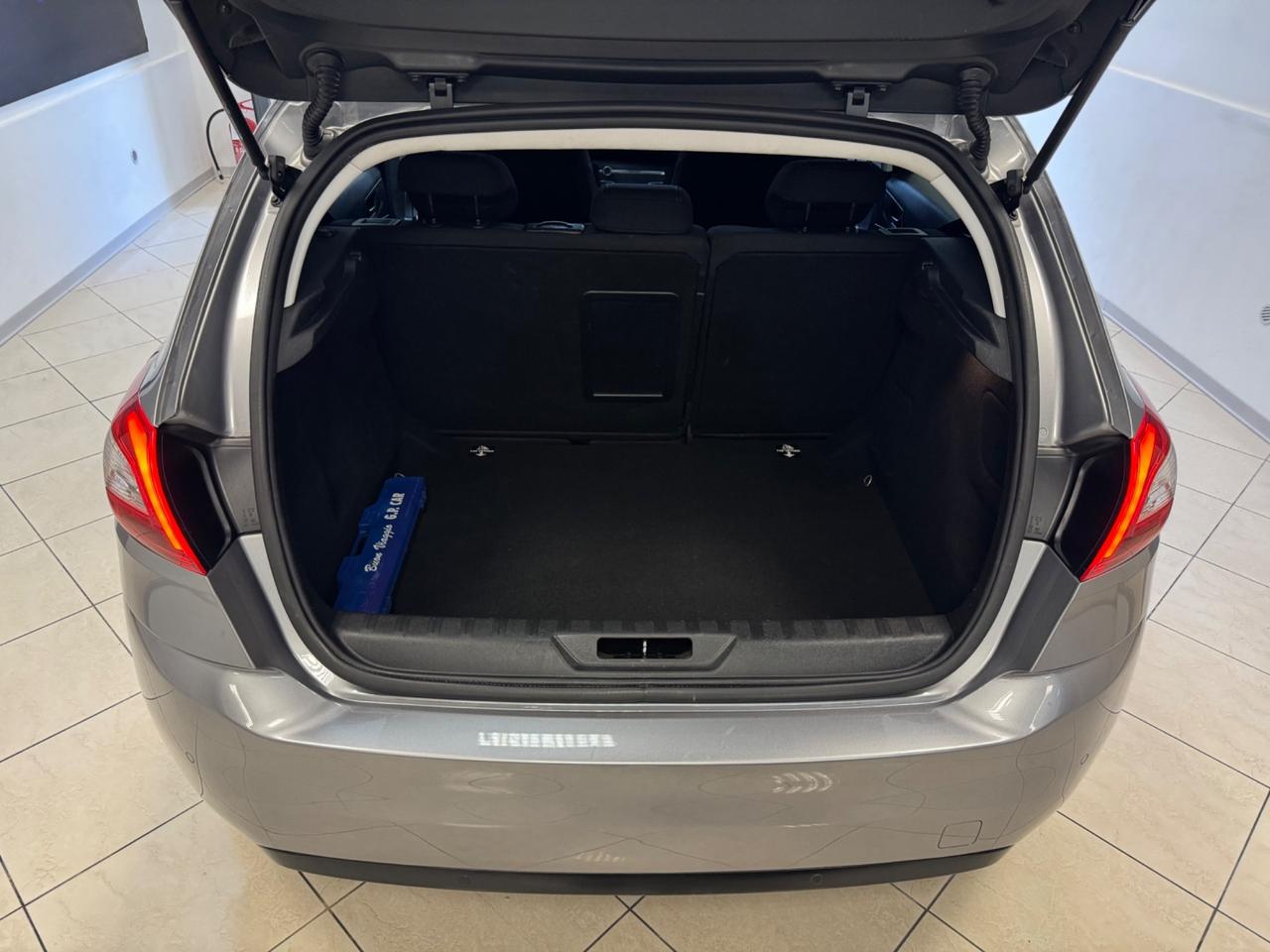 Peugeot 308 1.6 HDi 115 CV Stop&Start Allure