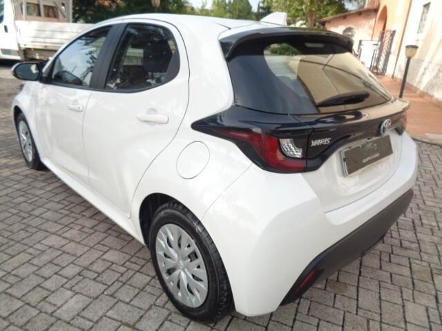 Toyota Yaris 1.5 Hybrid 5 porte Active NESSUN VINCOLO DI FINANZIAMENTO....