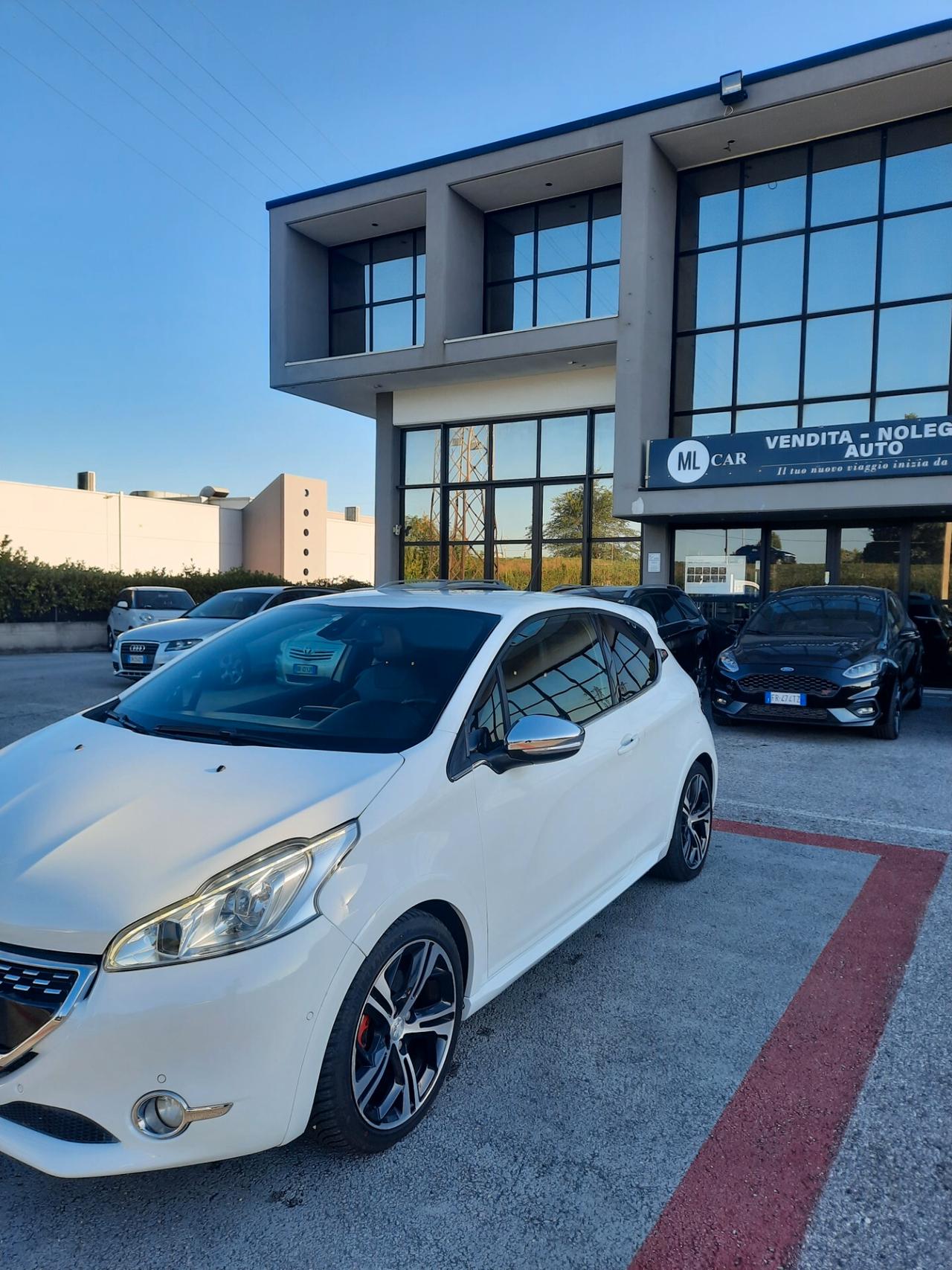 Peugeot 208 1.6 THP 200 CV 3 porte GTi
