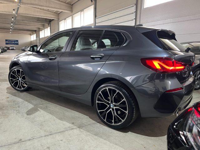 BMW 118 i 5p. Business Advantage "18 Msport /Nav/F.Led/Par