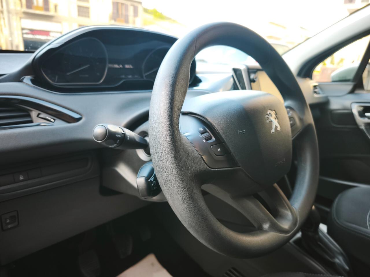 Peugeot 208 1.6 BlueHDi 75 CV