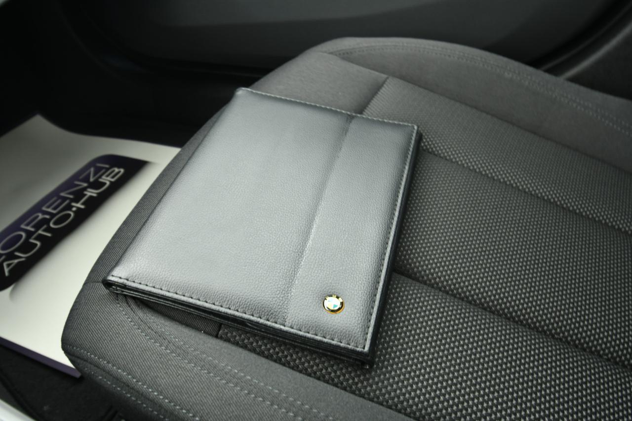 BMW 320d Touring mhev 48V xdrive Business Advantage auto APP CONNECT